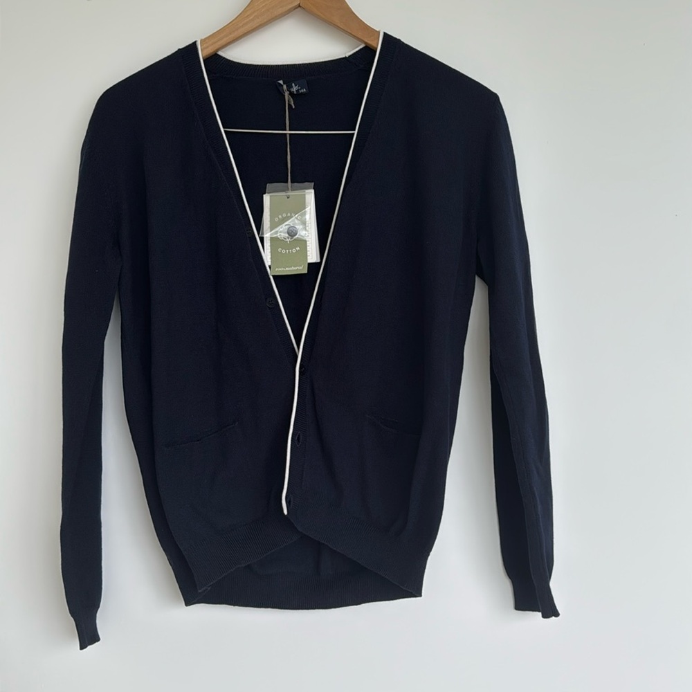 Brand Nee Il Gufo Boys Cardigan in size 14A (runs small)